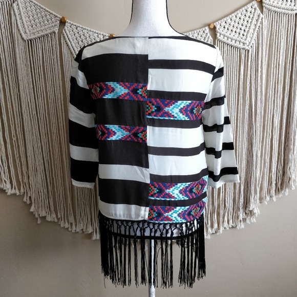3/$20 Anthropologie Floreat Black White Striped Embroidered Fringe Top XS - Picture 4 of 8